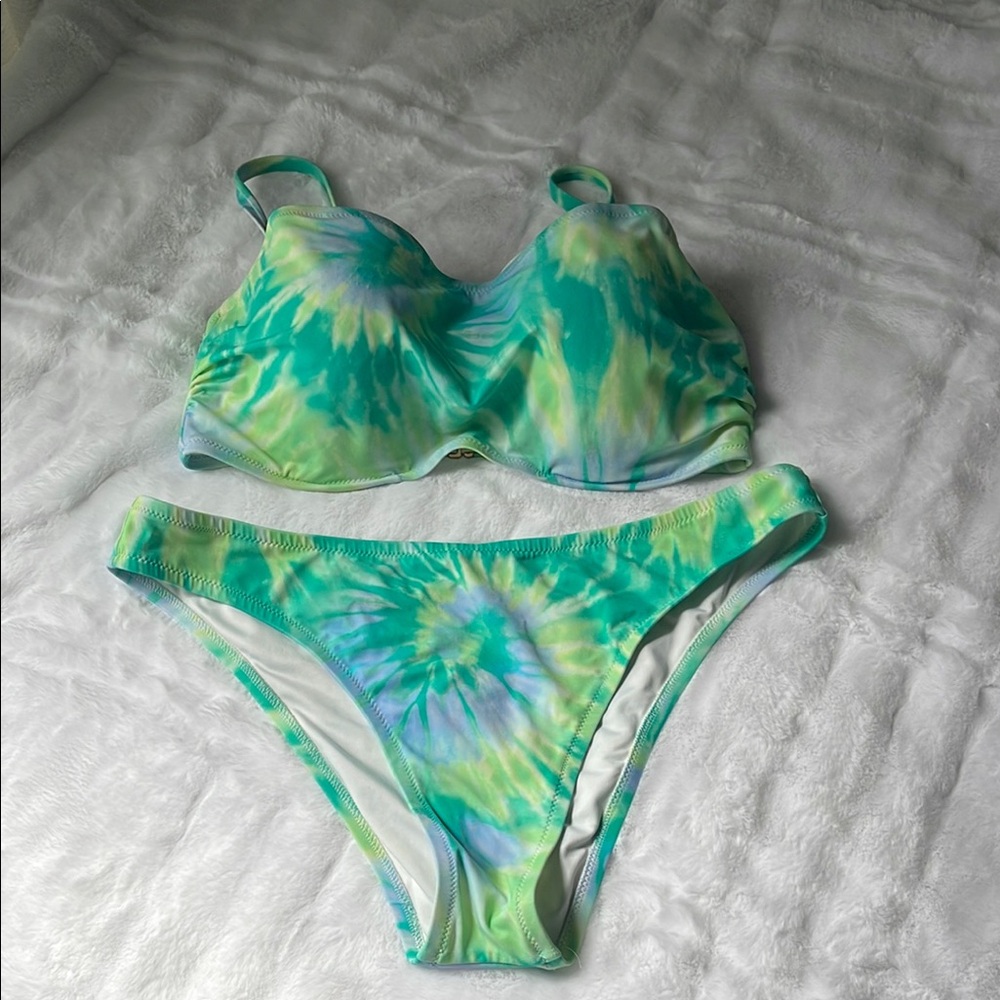 Shade & Shore Tye-Dye Bikini Set